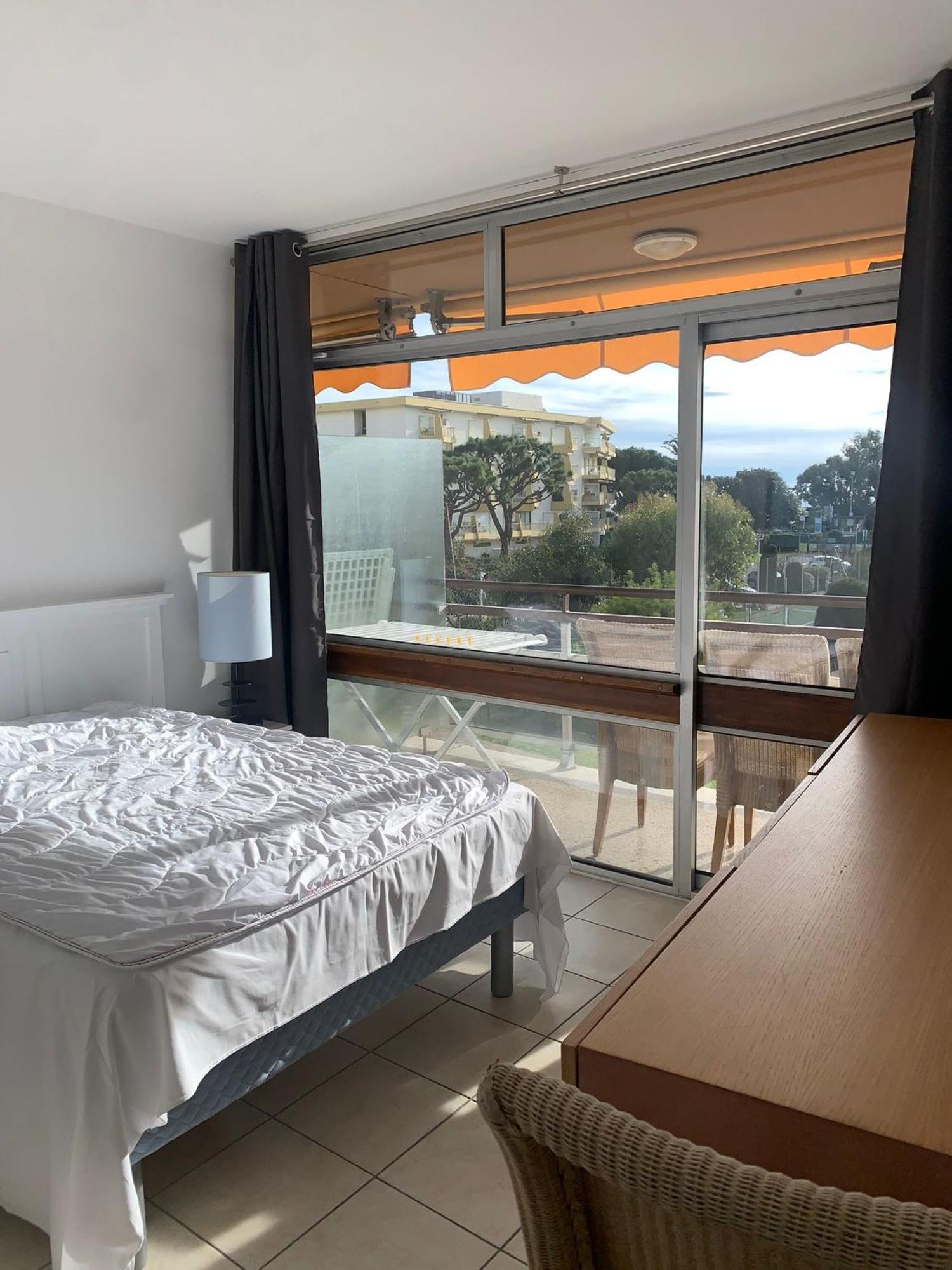 Apartment Heliotel Marine 4* Bord De Mer Saint-Laurent-du-Var Habitación foto